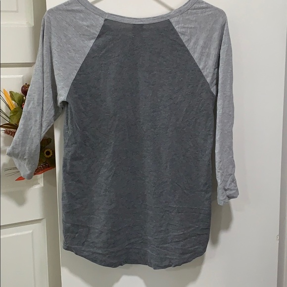 Reckless Tee - Picture 3 of 3